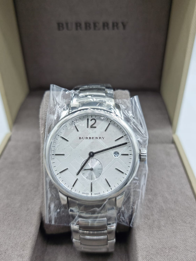 Burberry The Classic Silver Dial Silver Steel Strap Watch for Men - BU10004
